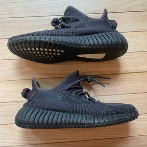 Yeezy Boost V2 black